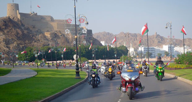 سلطنة عمان تستعد لاحتفالات العيد الوطنى