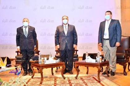 جانب من الندوة