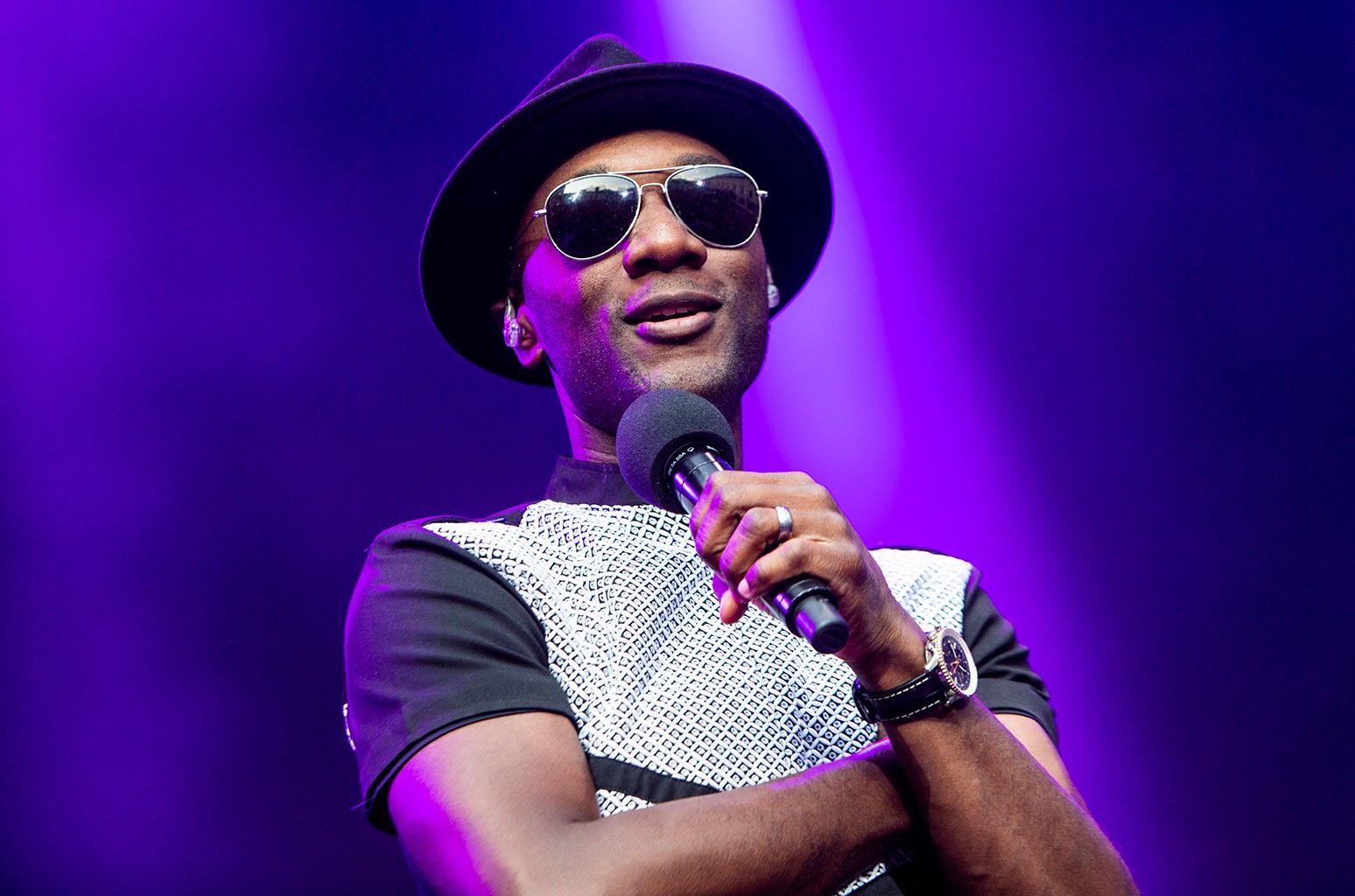 غدا حفل نجم الراب Aloe Blacc لطرح السيارة iinfiniti qx55