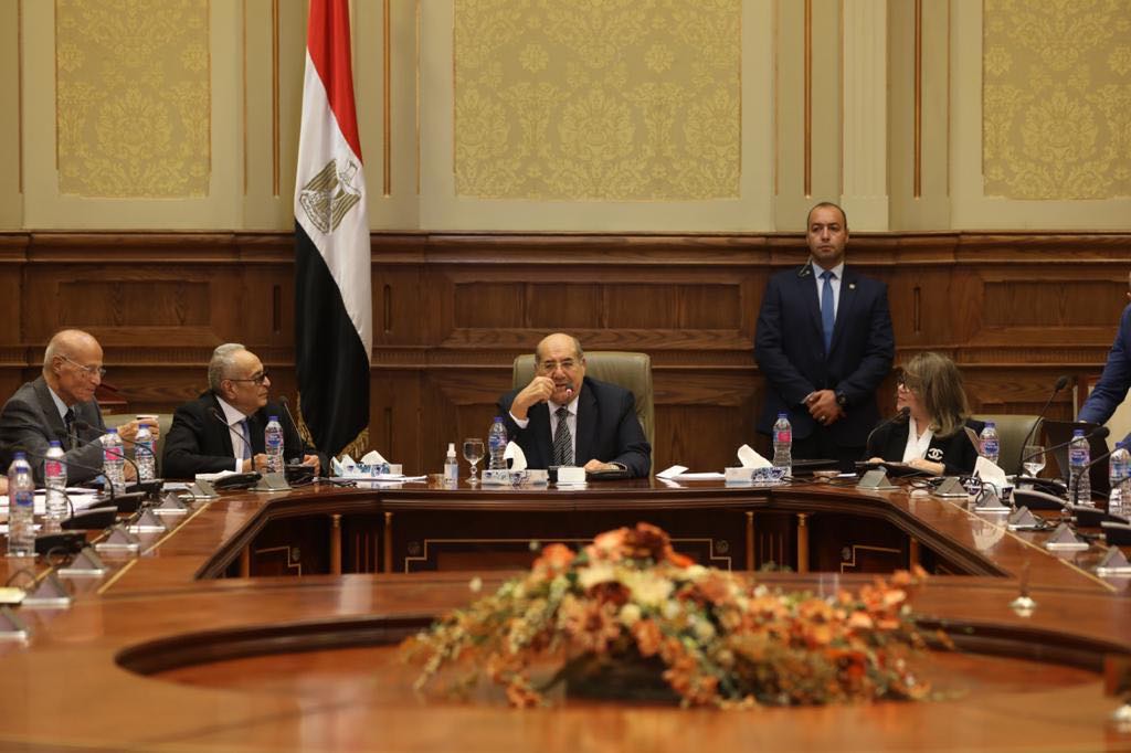 لجنة اعداد لائحة الشيوخ