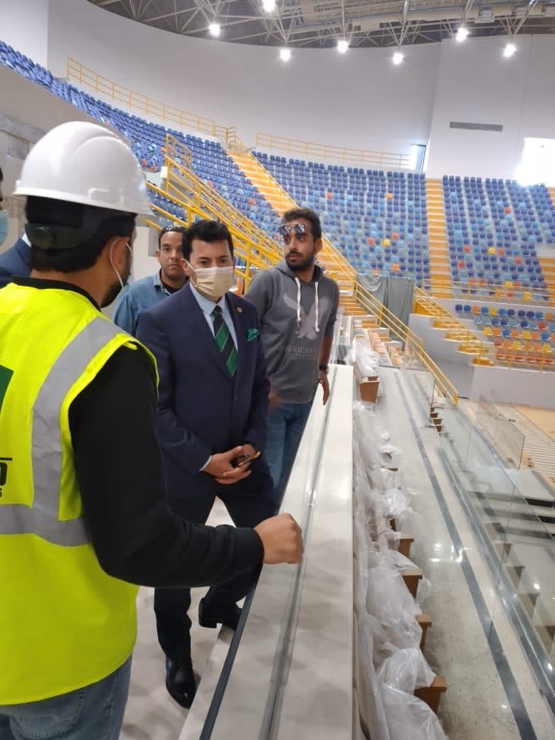 وزير الشباب والرياضة 