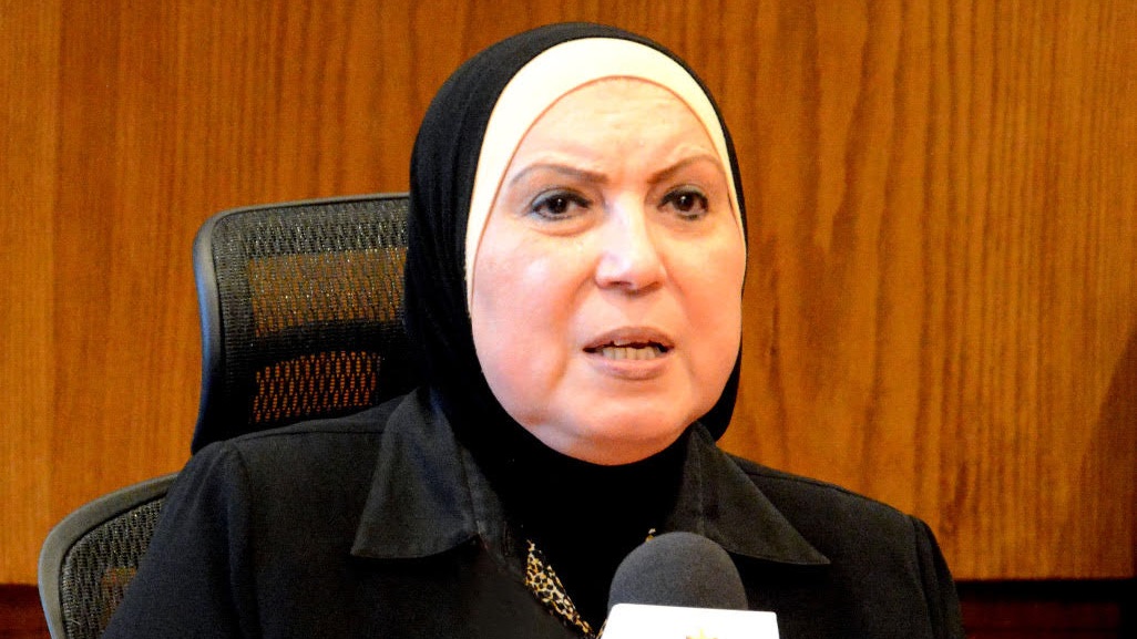 نيفين جامع