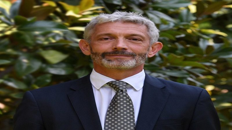 القنصل الفرنسي بطنجة المغربية 