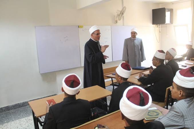 محاضرات مكثفة يوم السبت من كل أسبوع لطلاب العلوم الإسلامية