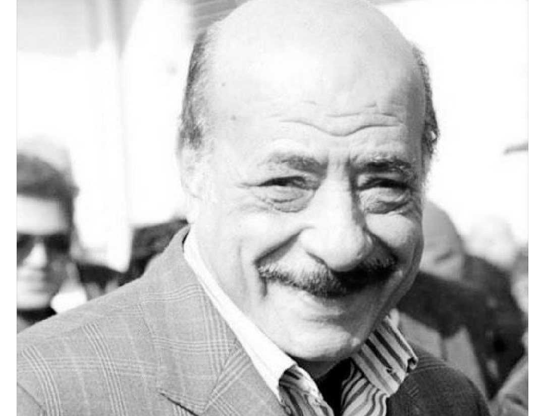 فايق عزب