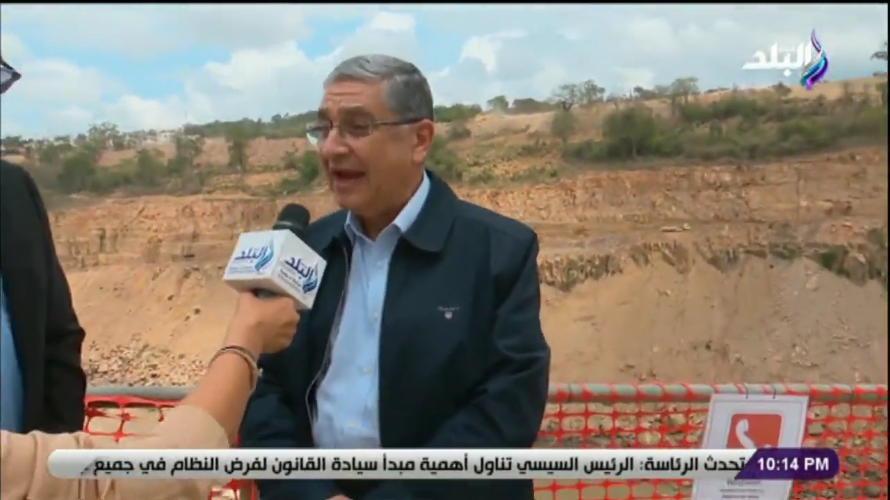الدكتور محمد شاكر وزير الكهرباء 