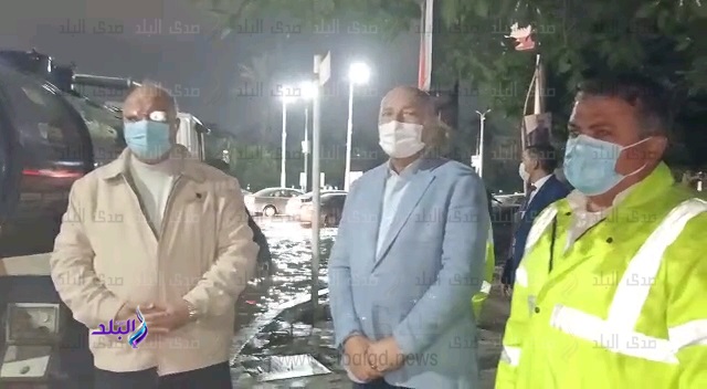 محافظ القاهرة : انتشار الشفاطات للتعامل الفورى مع المياه