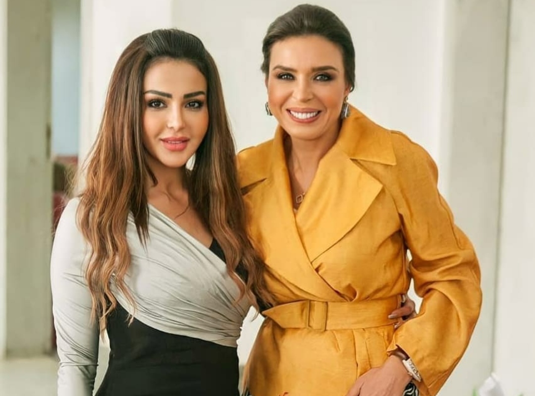 دينا وشيما الحاج