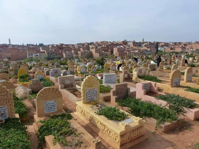 دعاء ثاني ليلة في القبر وحكم وضع الزرع عليه