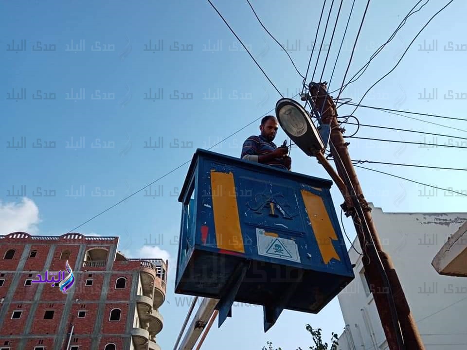 حملات مكثفة للنظافة ورفع كفاءة الإنارة