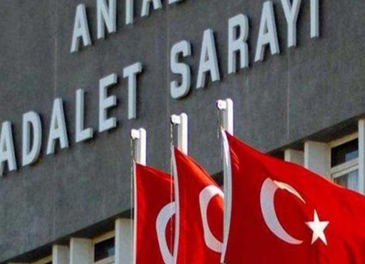 تركيا تصدر أحكام بالسجن المؤبد على عسكريين ومدنيين 