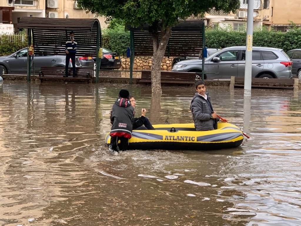 أمطار غزيرة في إسرائيل