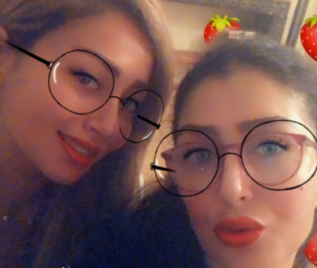 غادة وابنتها روتانا