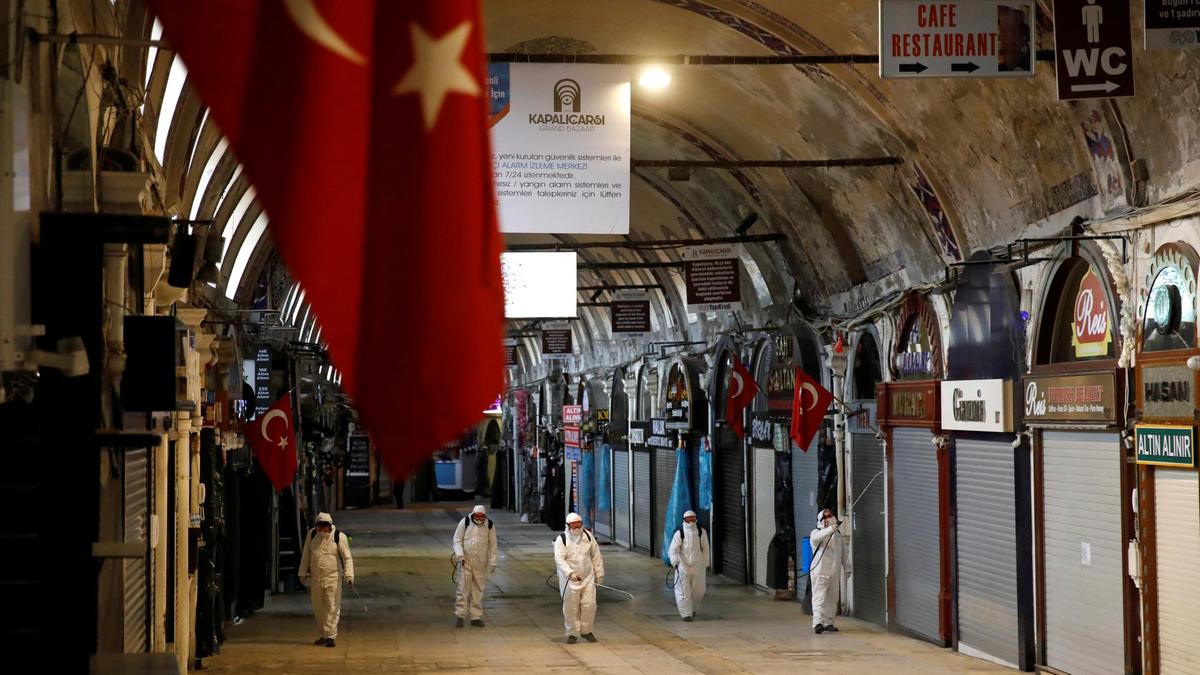 تركيا تسجل نحو 30 ألف إصابة جديدة بكورونا و177 وفاة