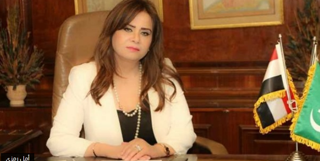 النائبة أمل رمزي عضو مجلس الشيوخ
