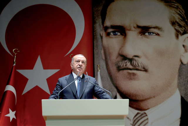 أردوغان خليفة مزعوم لأنصاره