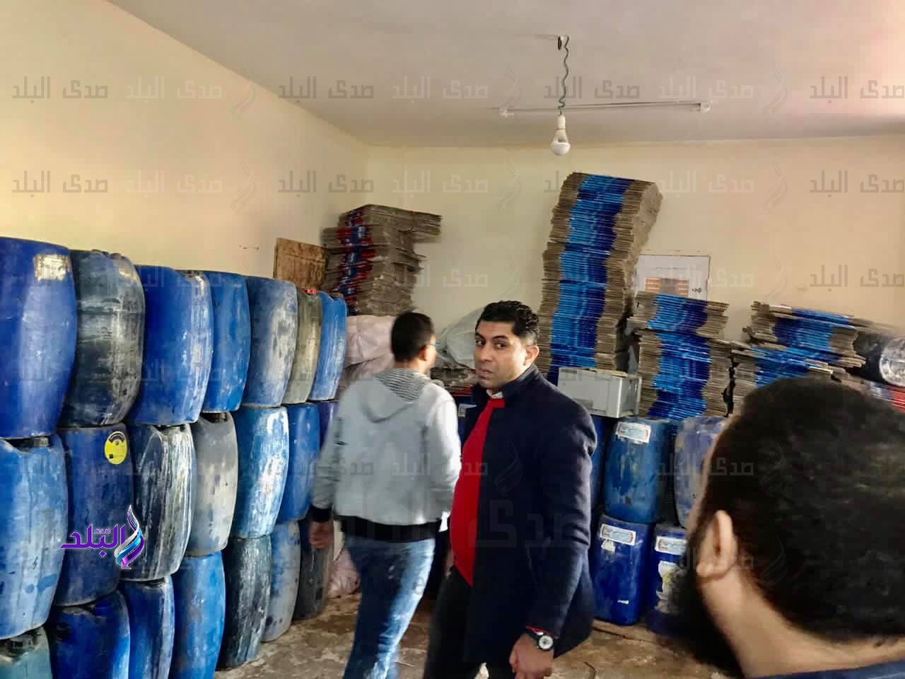 الرقابة التجارية بتموين الفيوم تضبط مصنعين بدون ترخيص مصنع