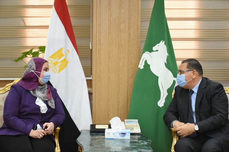 محافظ الشرقية يستقبل وزيرة التضامن