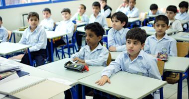 طلبة مدارس 