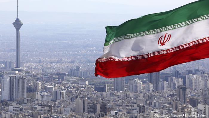 إيران
