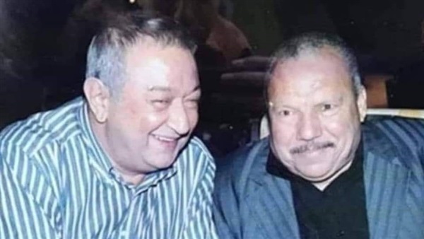 الحج نادي السباعي مع الفنان نور الشريف 