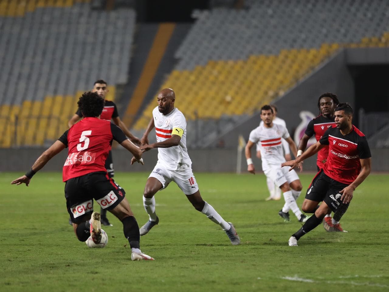 لقاء الزمالك وطلائع الجيش 
