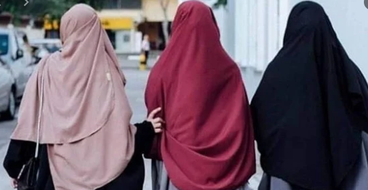 حكم الحجاب