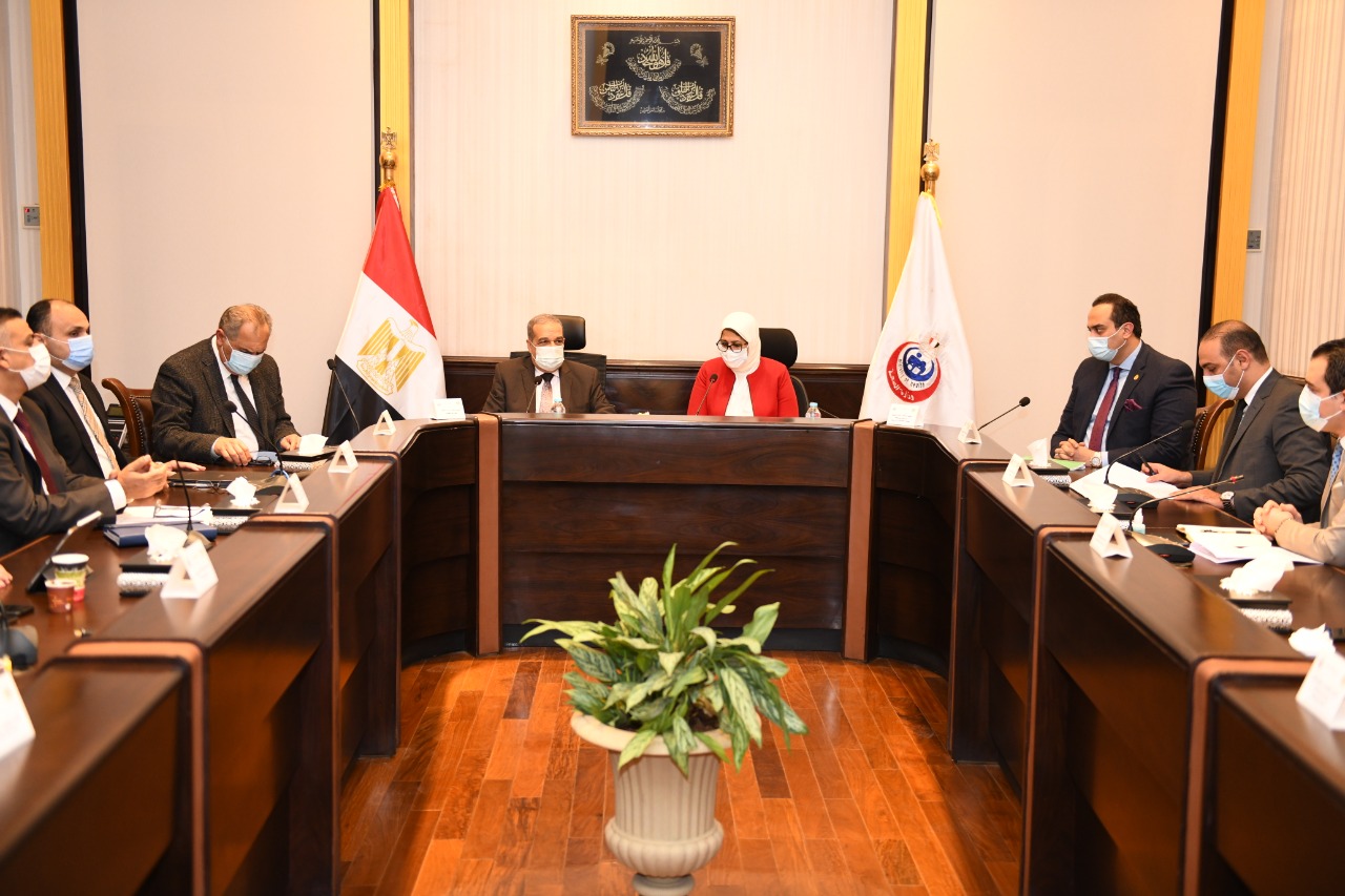 وزيرة الصحة تستقبل وزير الدولة للإنتاج الحربي 