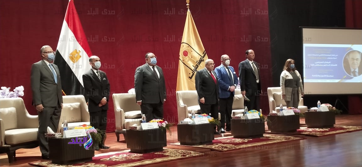 جانب من الندوة