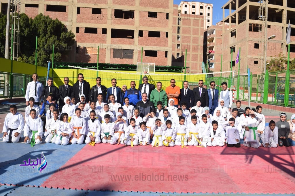 جانب من فعاليات اليوم الرياضي