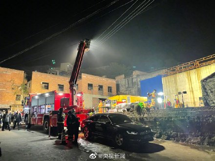 من عمليات الانقاذ في الصين