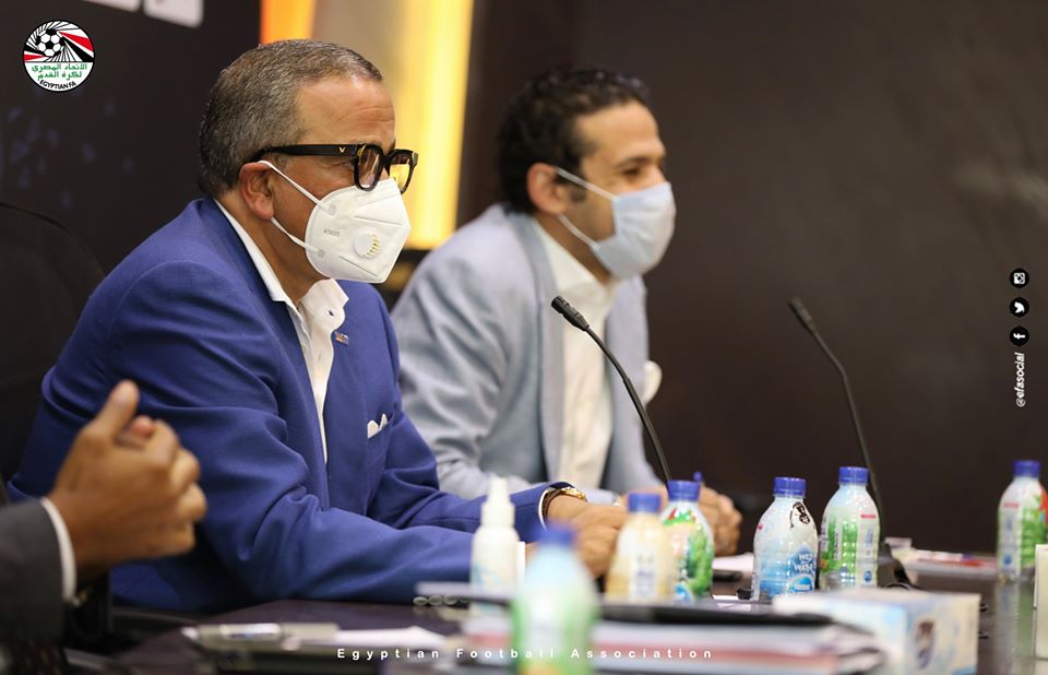 عمرو الجناينى رئيس اتحاد الكرة 