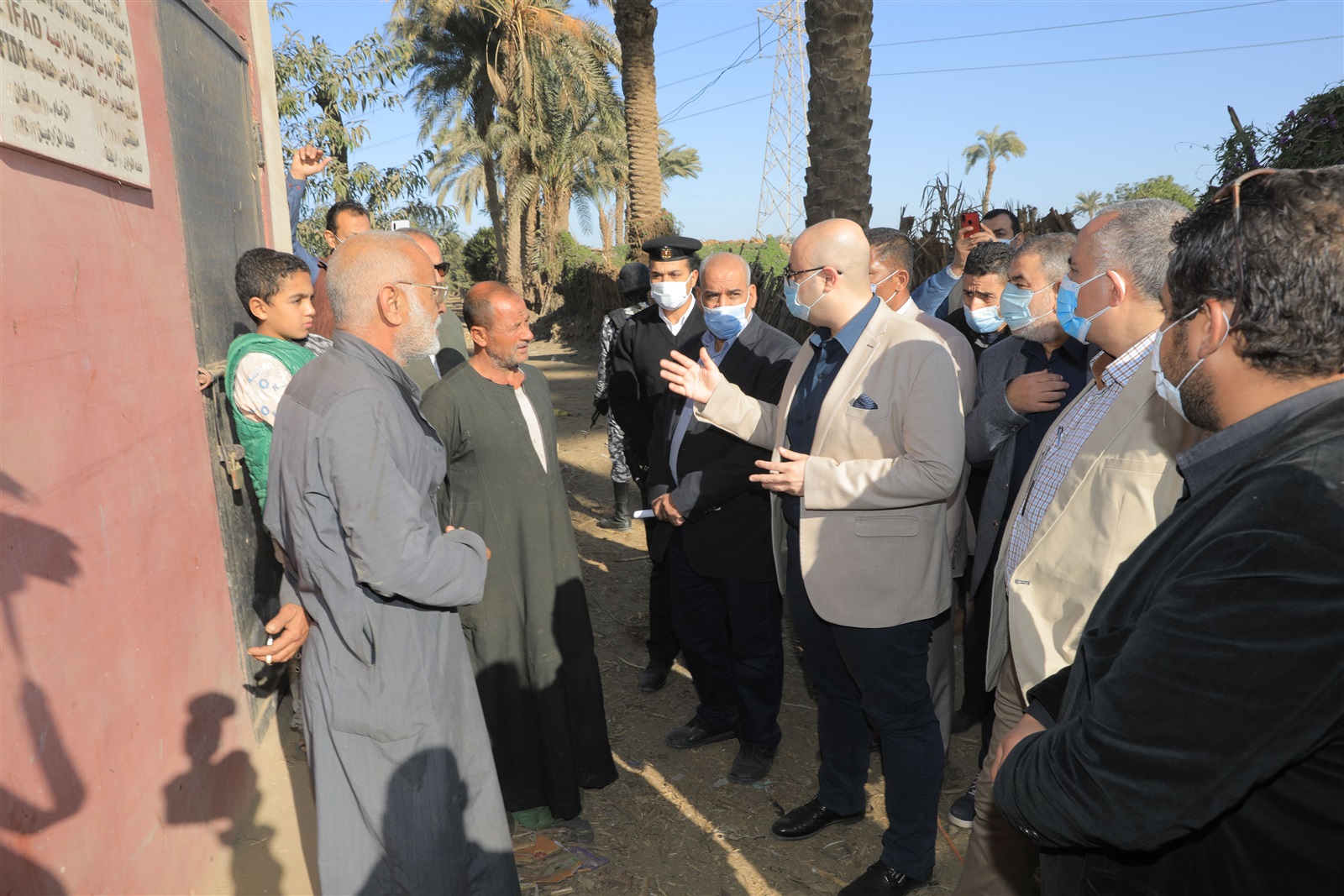 جولة وزير الري ومحافظ بني سويف