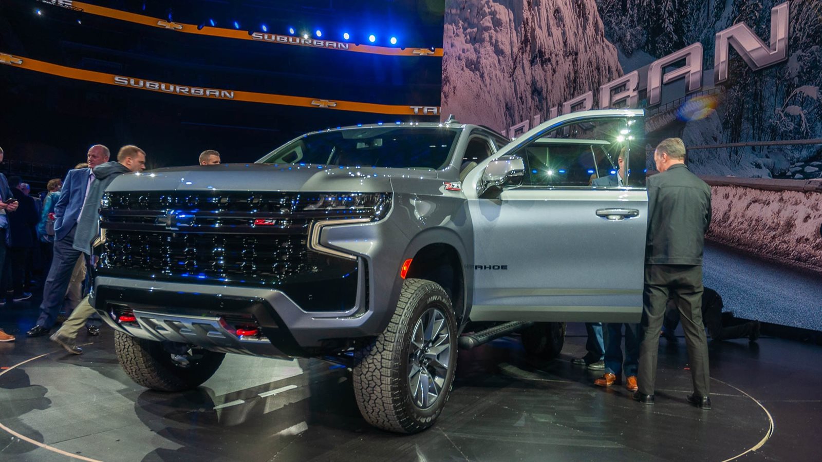 شيفروليه  سوبربان chevrolet suburban z71 موديل 2021