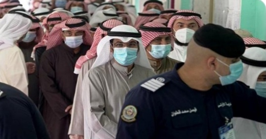 جانب من إقبال الناخبين  جانب من إقبال الناخبين