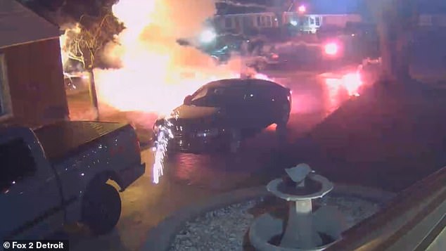 انفجار منزل احد انصار ترامب في ميشيجان 