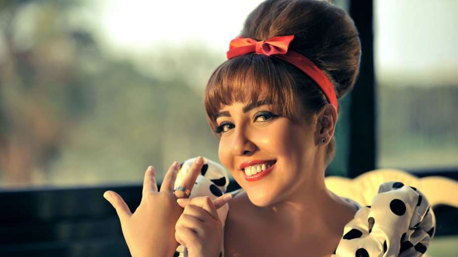 الفنانة مى كساب 