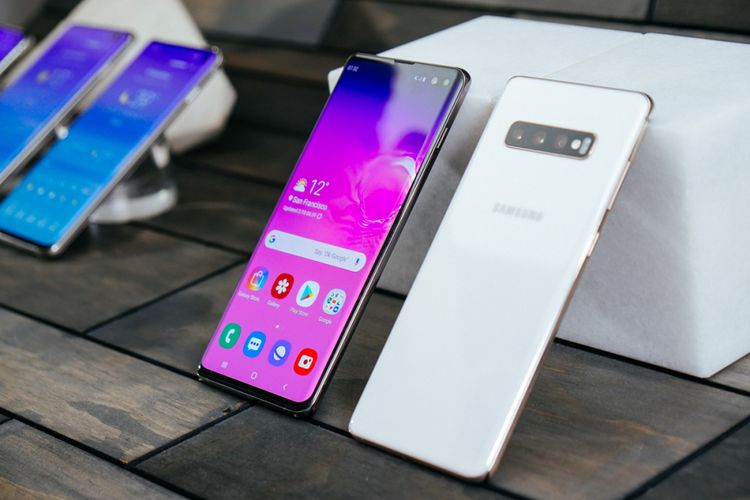 تخفيض 5000 جنيه على هاتف Galaxy S10 Plus من سامسونج