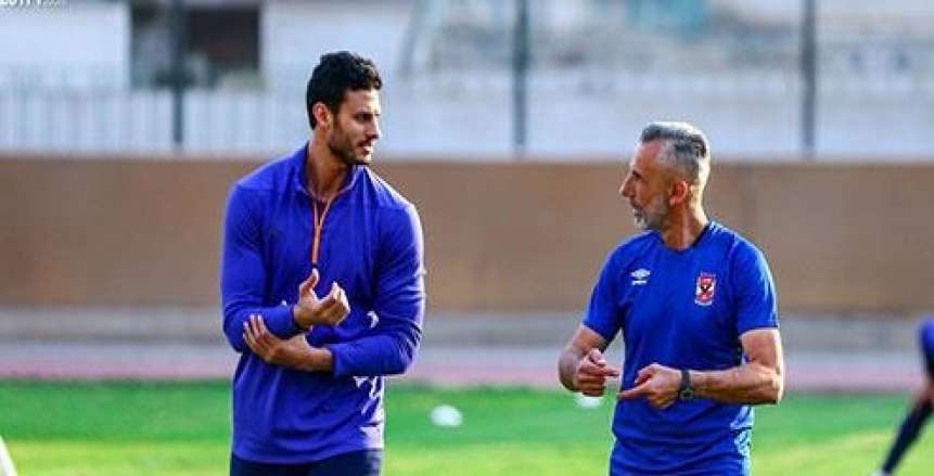 الشناوي ومدرب حراس الاهلي