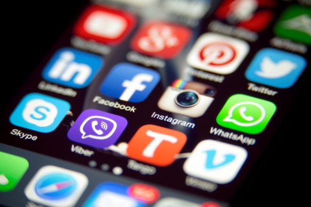 أكثر 8 تطبيقات تحميلًا فى 2020.. الأول مفاجأة