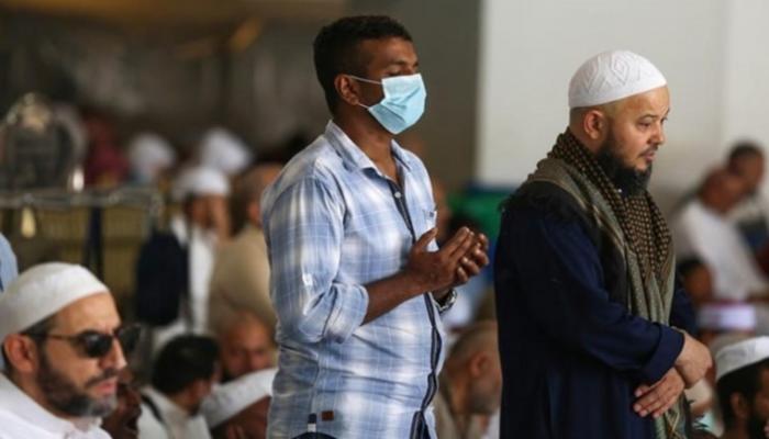 حكم لبس الكمامة في الصلاة تحرزا من الإصابة بعدوى الكورونا