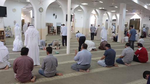 الإفتاء: يرَخَّص عدم حضور صلاة الجمعة بسبب فيروس كورونا