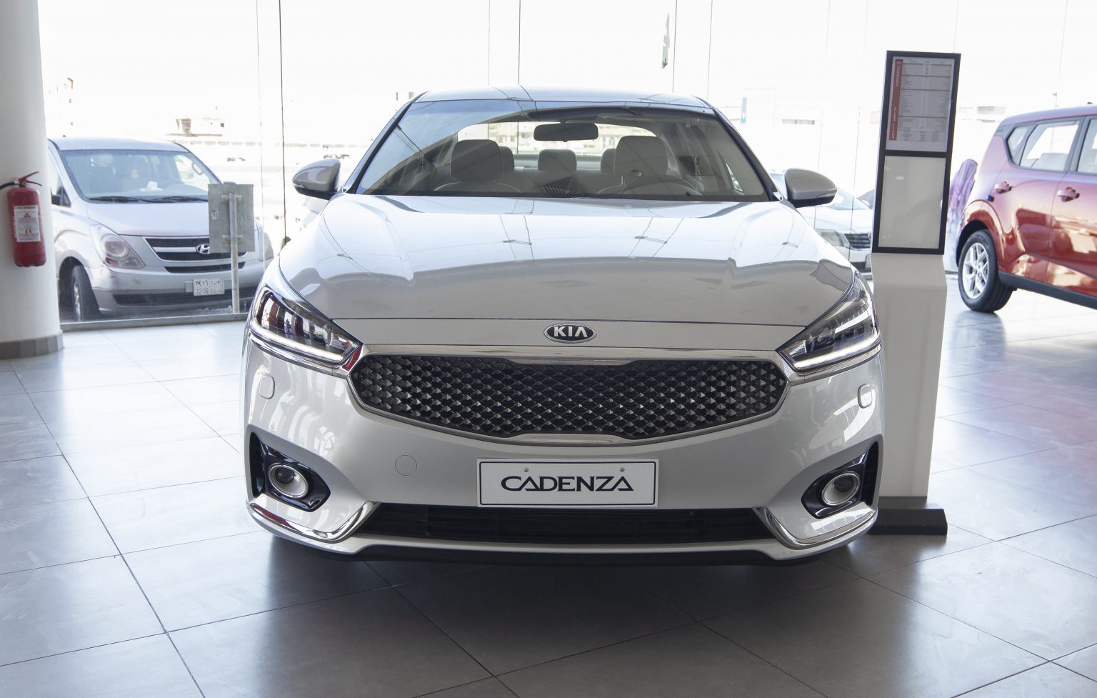  كيا كادينزا 2021 kia cadenza