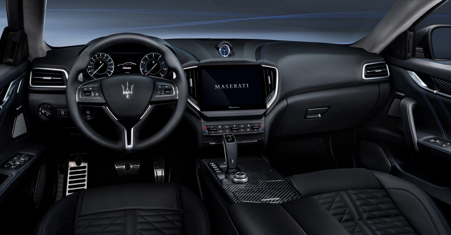 مازيراتي جيبلي هايبرد 2021 maserati ghibli hybrid 