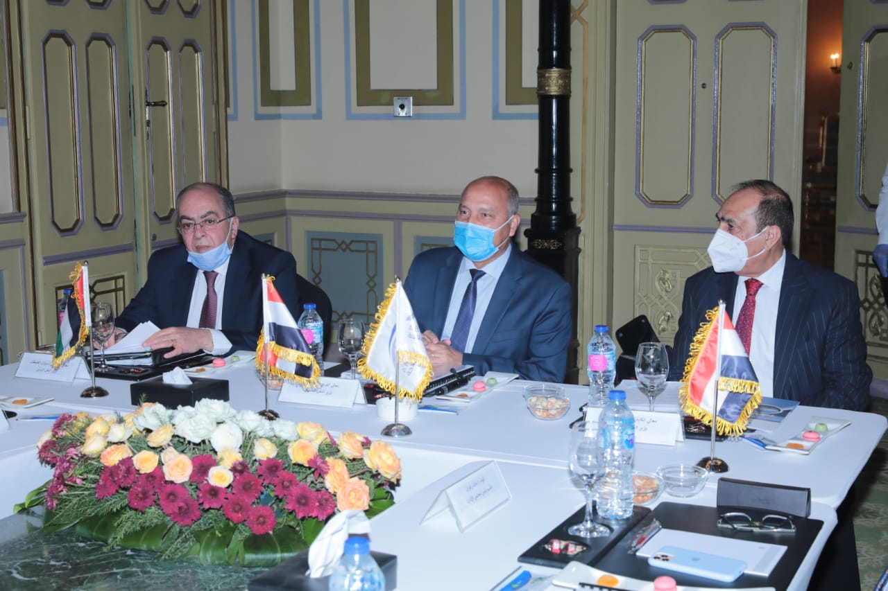 اجتماع وزير النقل اليوم 