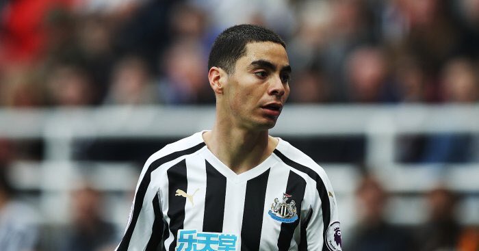 لاعب نيوكاسل