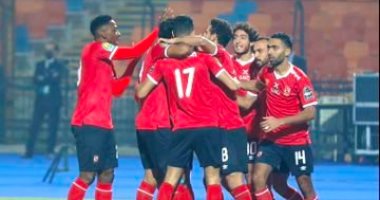 لاعبي الأهلي