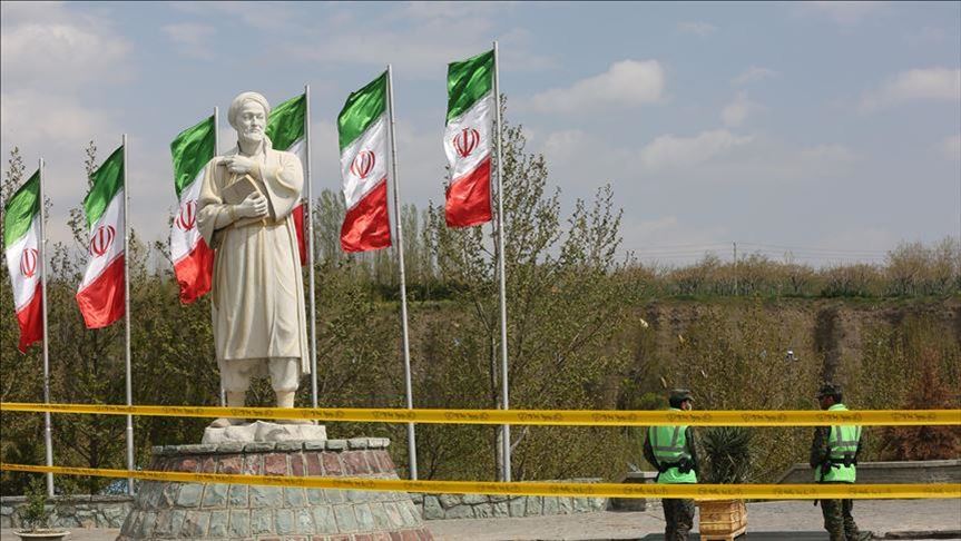 إيران وقفات احتجاجية وسجن ناشطات وأدبيات اردوغان 