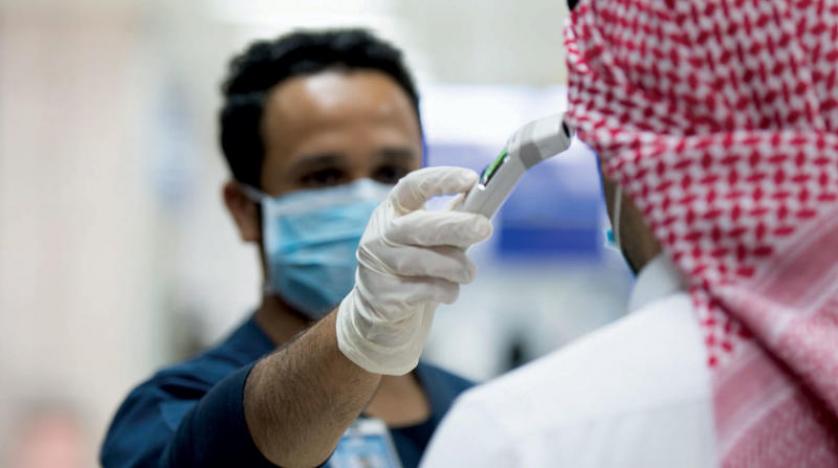 السعودية تسجل أقل حصيلة يومية بإصابات كورونا