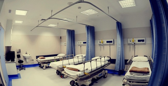 مستشفيات جامعية